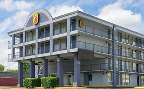 Super 8 By Wyndham Nashville Downtown